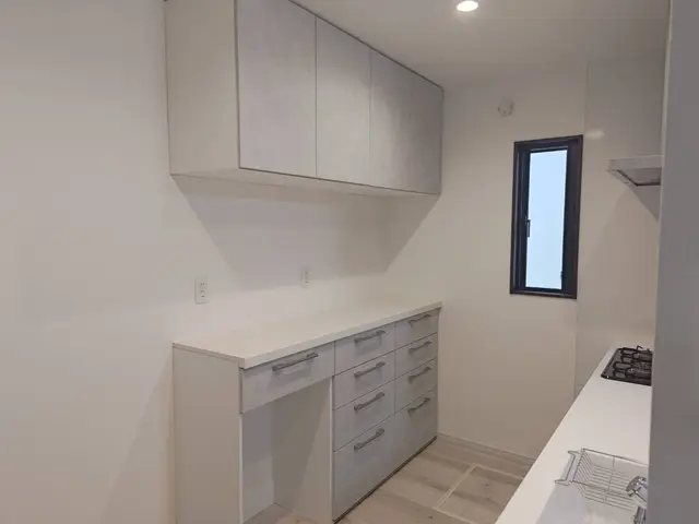 【カップボード・吊戸棚】まずはご相談ください！★品物購入もサポートいたします★サービスの画像