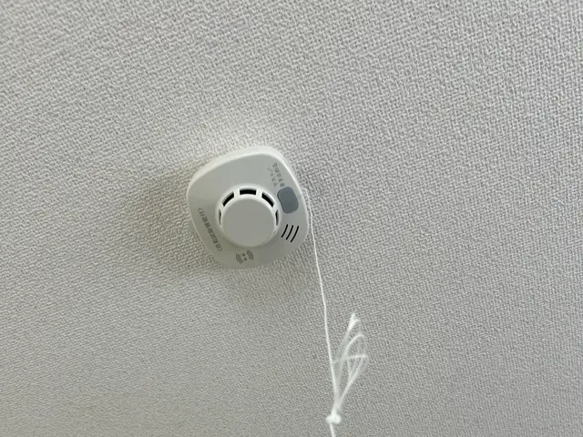 インボイス・損害保険加入済み　住宅用火災警報器（電池式）　設置・交換サービスの画像