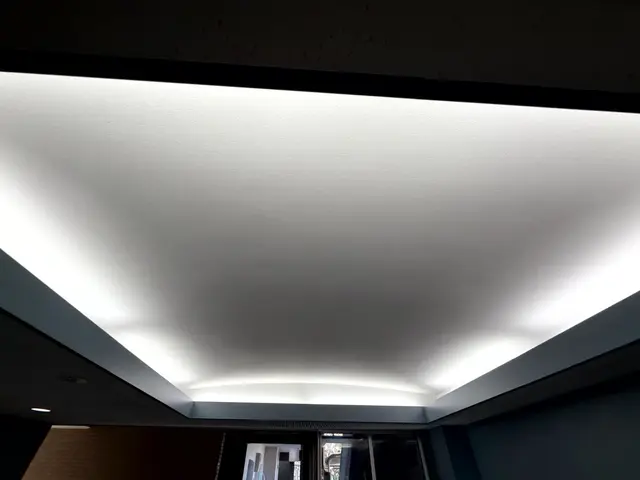 蛍光灯は2027年で生産終了！！電気工事のプロが丁寧施工！サービスの画像