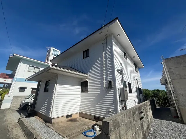 外壁カバー工法サービスの画像