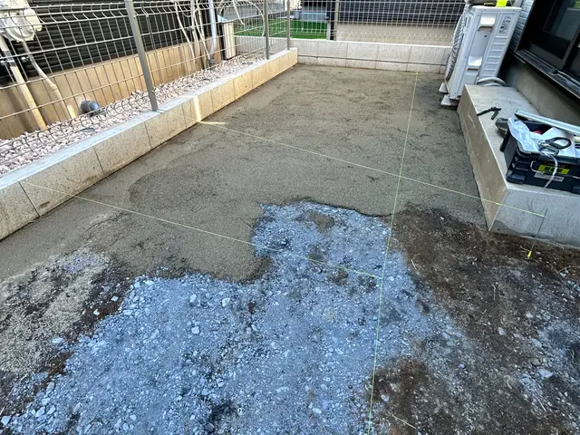 【緊急事態です】人工芝の仕事を下さい！お願いします！サービスの画像