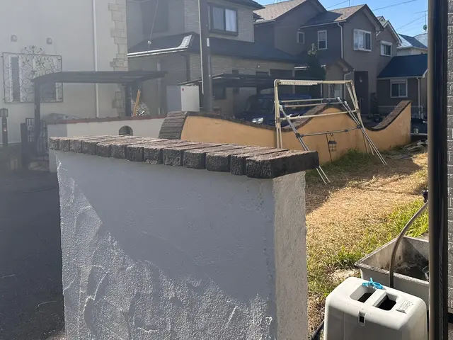 ブロック塀塗装サービスの画像