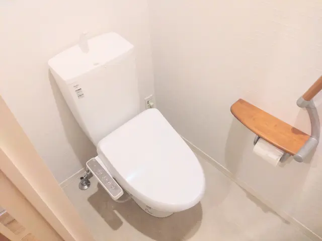 【即レス対応】ペーパーホルダーの交換・取り付けはお任せください●処分代無料サービスの画像