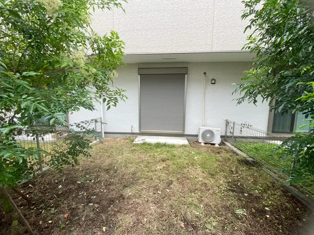 【地域密着】楽々草刈りサービス★お庭スッキリ！サービスの画像