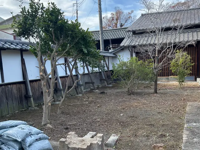 大阪を中心に近畿一円で承っております！お庭のことなら何でもお任せください！サービスの画像