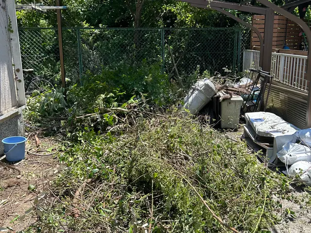 大阪を中心に近畿一円で承っております！お庭のことなら何でもお任せください！サービスの画像