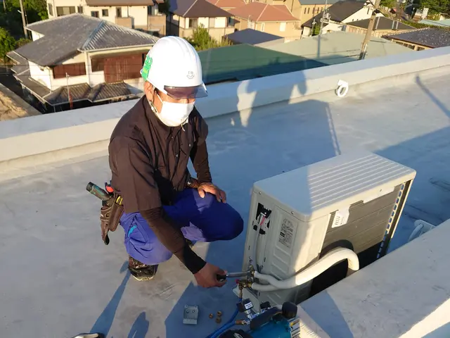 エアコン運搬移設可能！。引取処分の取外は2,200円OFFサービスの画像