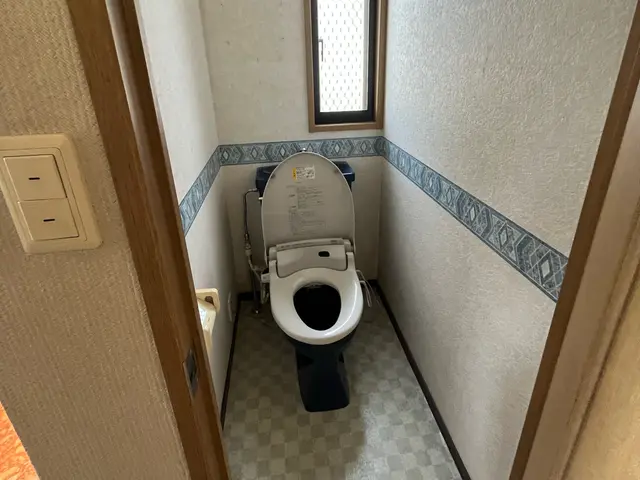 トイレ交換工事、内装リフォームも同時にご依頼可能(^^)サービスの画像