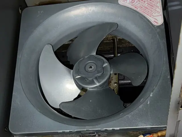 地域密着｜店長訪問｜損害保険加入｜レンジフード(換気扇)クリーニングサービスの画像