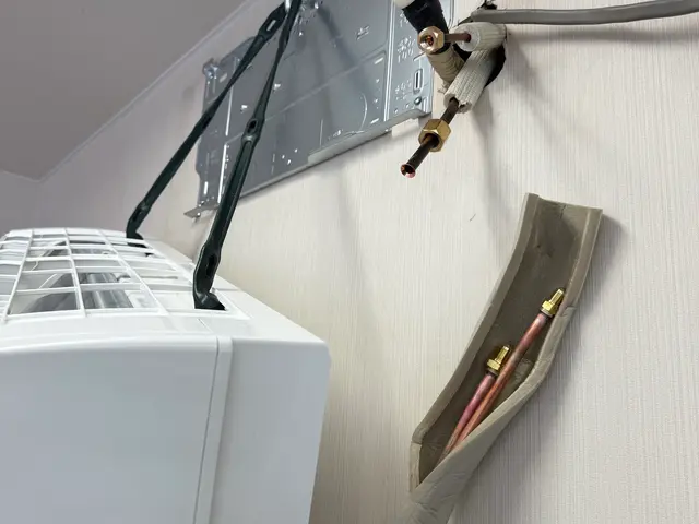 隠蔽配管専門　既存機の撤去（エアコン取付工事はオプションにて・家電リサイクル可能サービスの画像