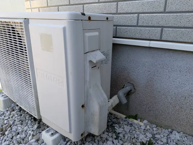 隠蔽配管専門　既存機の撤去（エアコン取付工事はオプションにて・家電リサイクル可能サービスの画像