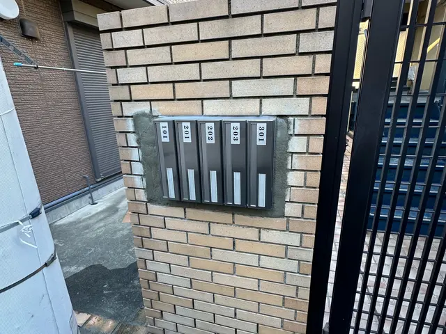 郵便ポスト埋め込み型の取り換えサービスの画像