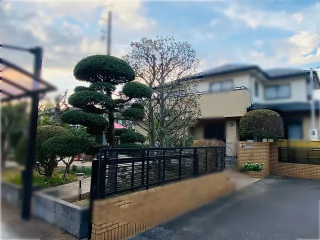 軽剪定や強剪定など難しい透かし剪定などをご要望にお応えしてかっこよくします♪サービスの画像