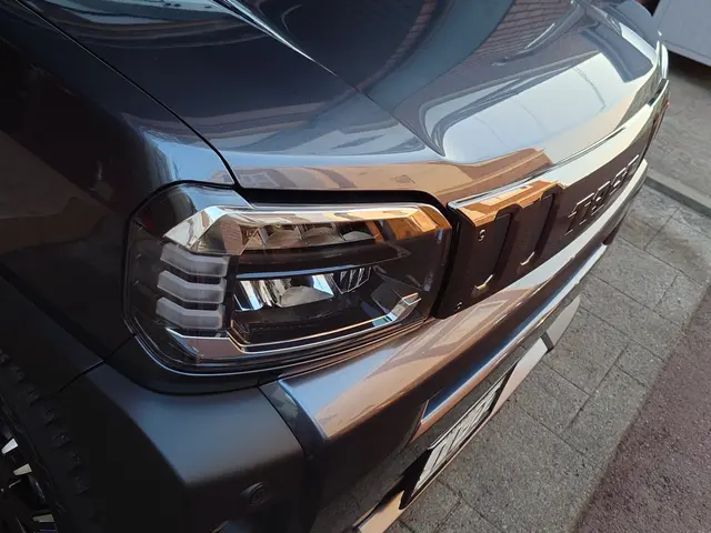 【札幌市発】プロが使用する特殊な洗剤・溶剤を使用！お車の状態に合わせ提案します◎サービスの画像