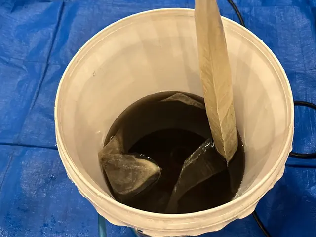 天井埋め込みエアコン分解洗浄（業務用・家庭用対応）サービスの画像