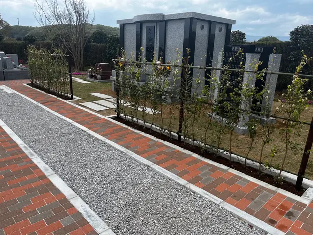 【業歴13年の実績】年中無休◎造園施工管理技士◎アフターフォローも万全サービスの画像