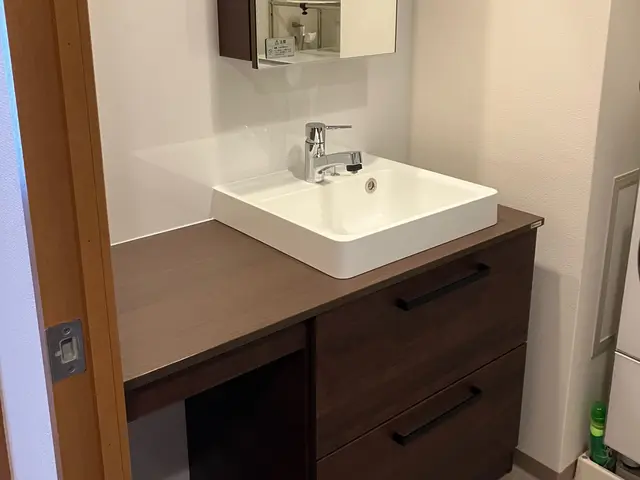 洗面台取替えします！サービスの画像