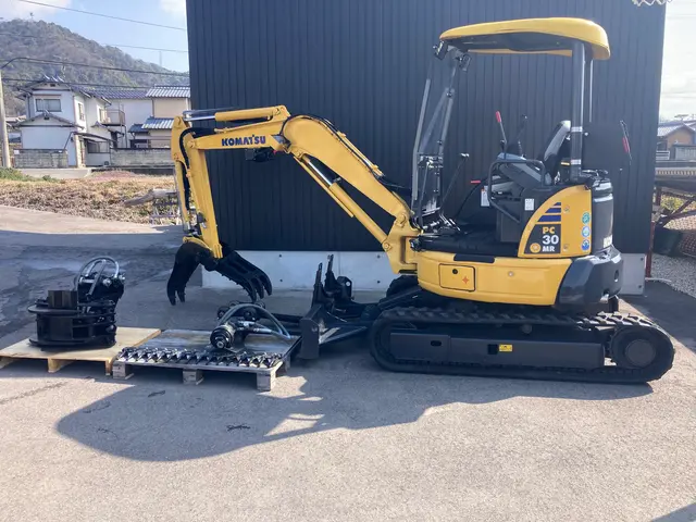 【庭木の伐採・特殊伐採】駐車場代当店負担！営業時間外・対応地域外でもご相談歓迎！サービスの画像