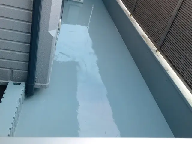 【職人歴10年】お客様の家のベランダや屋上の床を新築同様の綺麗さに変えます！サービスの画像