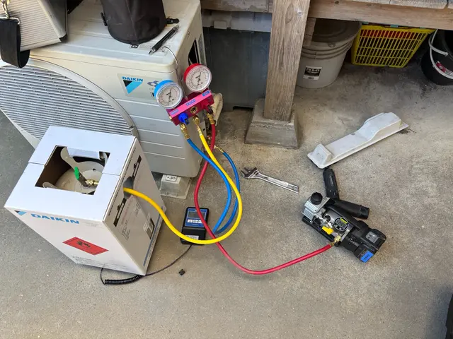 店長訪問　作業外注なしで安心の丁寧な作業サービスの画像