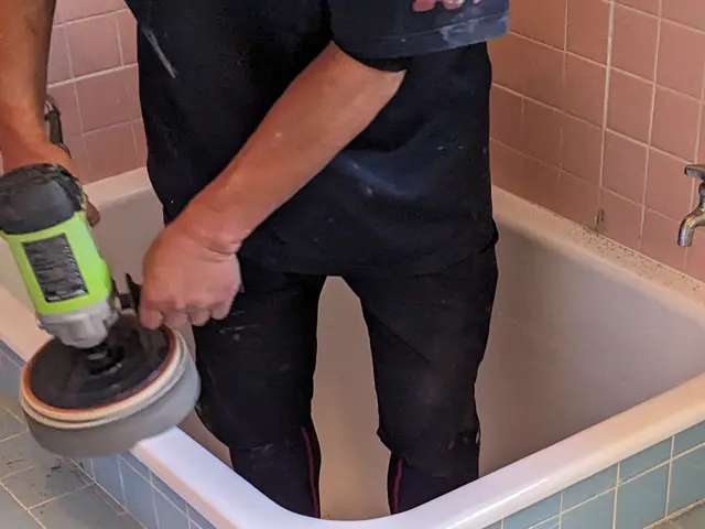 創業13年・ペイペイ支払いOK！浴槽の塗装・オゾン発生器で除菌・消臭。サービスの画像