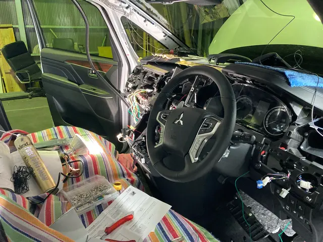 ◎予約から作業まで100%自社対応◎営業時間外も対応可◎損害保険加入店サービスの画像