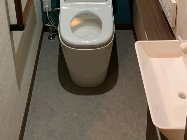 １月から新規出店！【実績33年】営業時間外も相談可◎ 色柄多数ご用意！サービスの画像