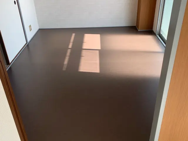 １月から新規出店！【実績33年】営業時間外も相談可◎ 色柄多数ご用意！サービスの画像