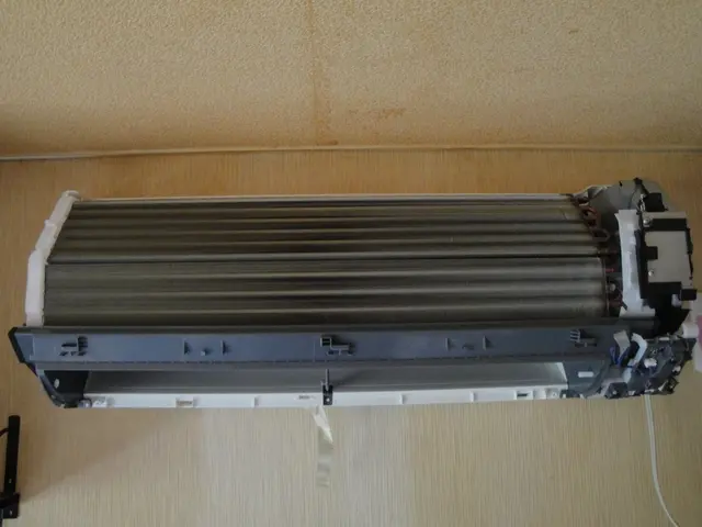 【通常15400円から3300円割引実施中！】エアコンクリーニング士が伺います！サービスの画像