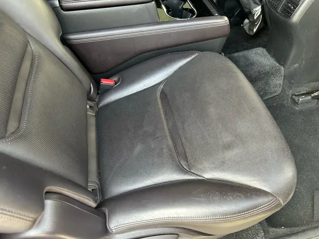 ★Car beauty salon  ROUTE1★車内クリーニング・オゾン消臭サービスの画像