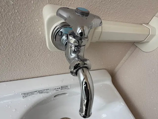 失敗したくない方へ◎丁寧な養生＆写真報告/汚れ徹底除去/3期実績/損害保険加入サービスの画像