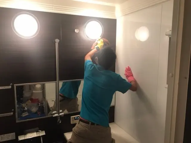 【京都市、滋賀県中心】☆放置しておいた浴室汚れはプロに任せて気持ちよく☆サービスの画像