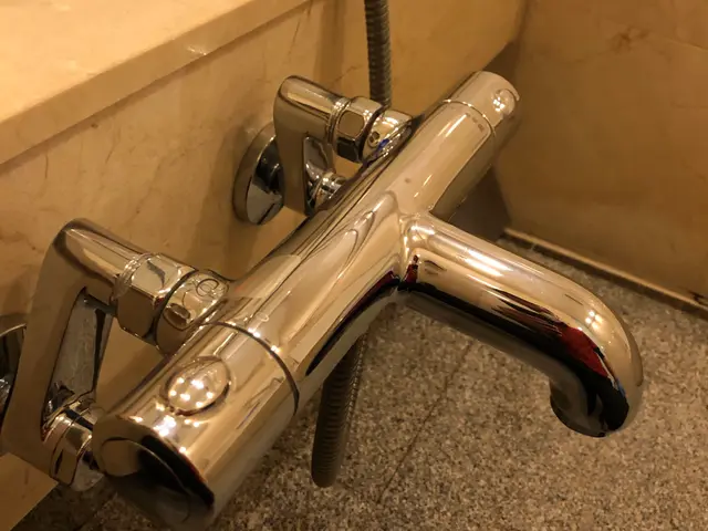 【除菌してから入退室します】鏡の鱗取り、エプロン内部無料！キャッシュレス対応！サービスの画像