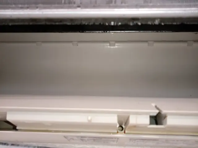 【エアコンは分解しないとキレイになりません】リピ続出！電気工事士が伺います。サービスの画像