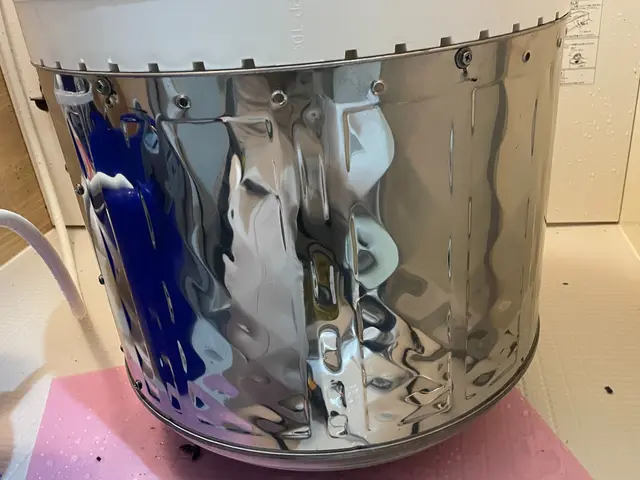 ＜年間100台の実績＞槽のカビや臭いを綺麗にします！日立ビートウォッシュも可能！サービスの画像