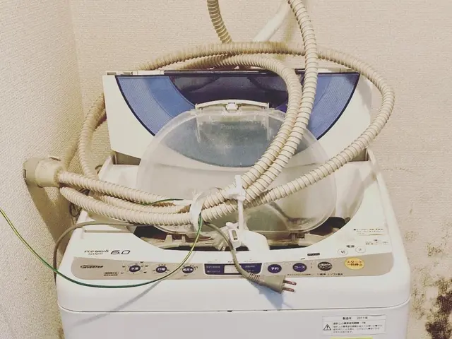 福岡市【洗濯機設置】洗濯機の設置・給水栓・排水ホース接続　給水工事主任技術者在籍サービスの画像