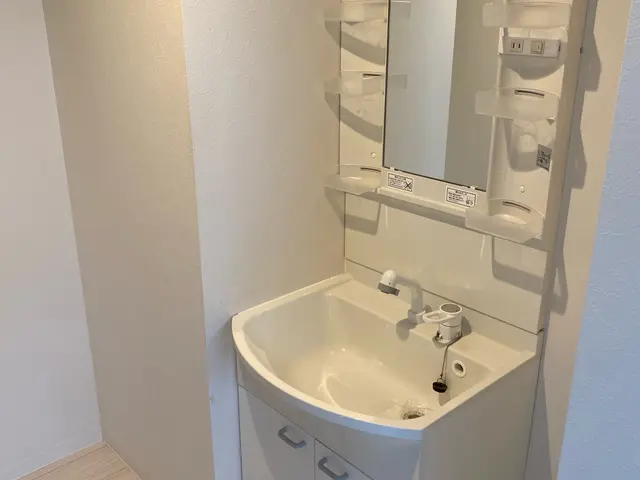 プロの技術でご満足いただけるように心を込めて作業いたします★駐車場代当店負担♪サービスの画像