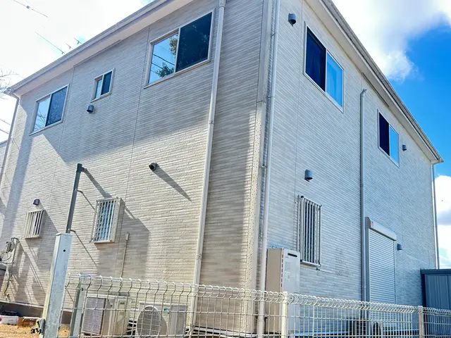 【プロの高圧洗浄】外壁・ベランダ・雨樋まで一気にピカピカ！サービスの画像