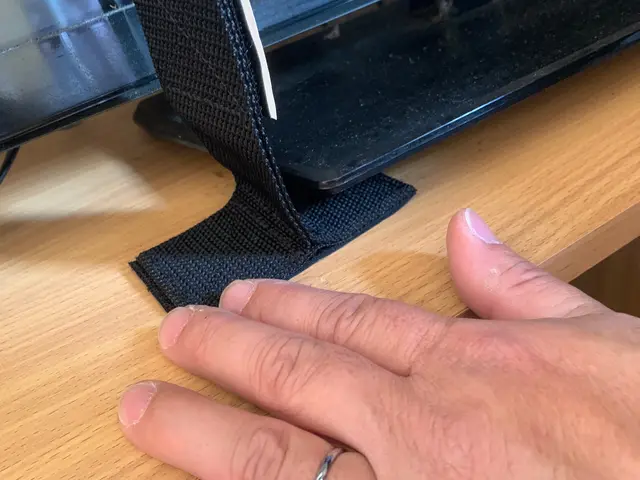 ★家具に傷をつけない固定★24年の実績★県の振動実験済みのオリジナル器具を使用サービスの画像