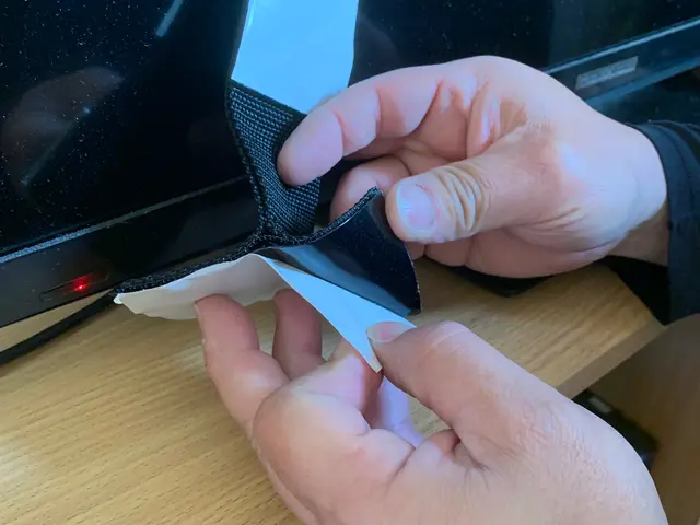 ★家具に傷をつけない固定★24年の実績★県の振動実験済みのオリジナル器具を使用サービスの画像