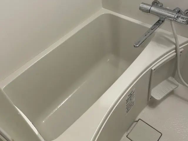 水垢・カビ徹底除去！浴室クリーニング（駐車場無料）サービスの画像