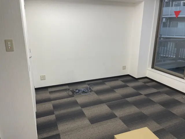 タイルカーペットサービスの画像