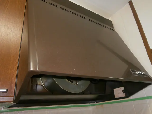 夫婦2人で訪問！役割分担で作業が速い！ベトつき油汚れがツルツルになります。サービスの画像