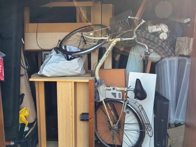 他社と違う2トン車最大サイズだから安心、2トンワイドロング箱車、事前写真見積りサービスの画像