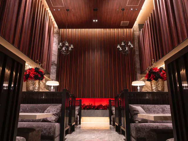 【宣材写真撮影6000人以上】店長が作り出す自然で魅力的な表情を引き出す出張撮影サービスの画像