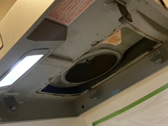 《関西・非喫煙》手におえないフィルター・ファンの・油汚れは当店にお任せ下さい！サービスの画像