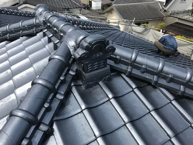 屋根塗装/セメント瓦サービスの画像