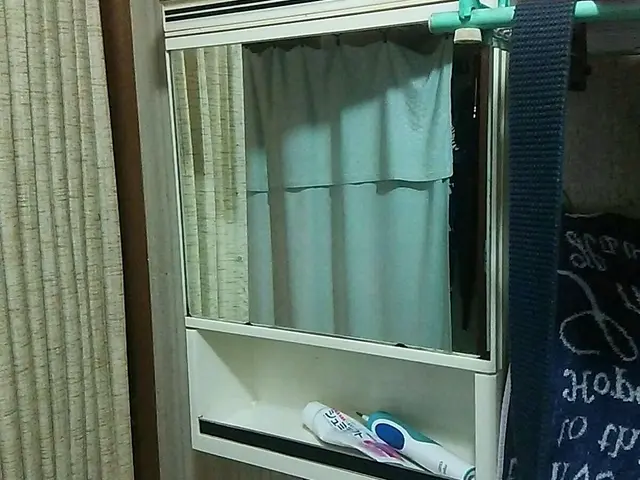 静岡発　窓・サッシの掃除　受付は3枚からになります。サービスの画像