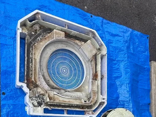 天井埋め込みエアコンクリーニングサービスの画像