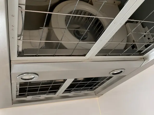 【夫婦2人で訪問致します！】キッチン　換気扇綺麗スッキリ　クリーニング致します！サービスの画像